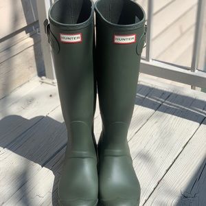 Hunter Original Tall Matte Rain Boots